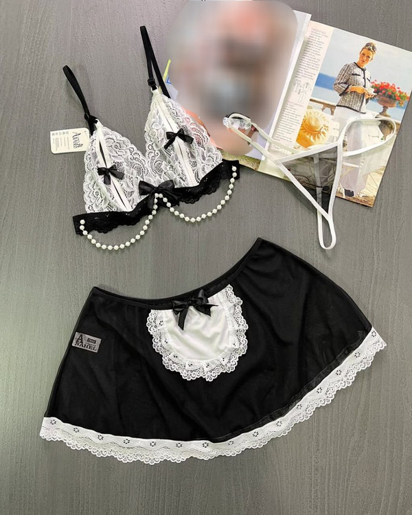 ست لباس زیر فانتزی زنانه